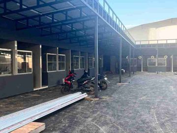 DIJUAL – Apartemen 2 BR Lantai 17 Depan Sekolah Mondial 🏢🏊‍♂️✨