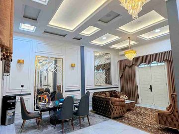 DIJUAL – Rumah 2 Lantai Full Furnished Dekat Jl. Riau 🏠✨