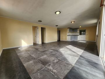 SE ARRIENDA CASA EN CERRO MERCED – 3D 1B, Padre Febres