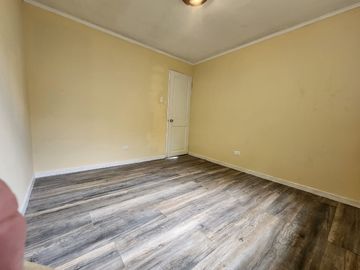 SE ARRIENDA CASA EN CERRO MERCED – 3D 1B, Padre Febres