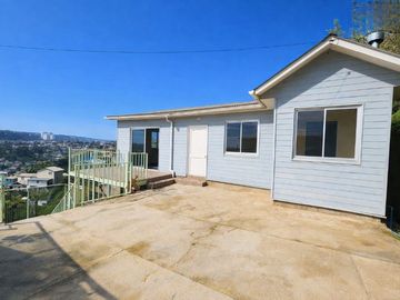 SE ARRIENDA CASA EN CERRO MERCED – 3D 1B, Padre Febres
