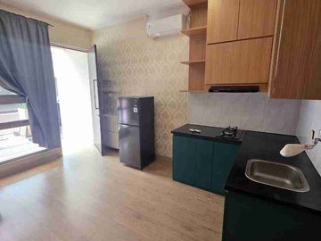 disewakan rumah Pik2 depan semi furnished interior