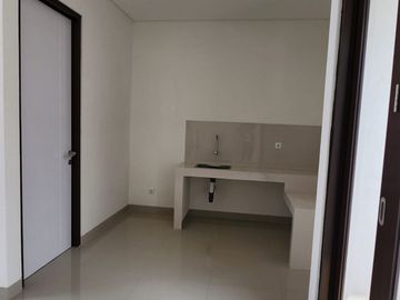 RUMAH DEKAT MALL CIPUTRA DIJUAL di CLUSTER GIRONA CITRA RAYA
