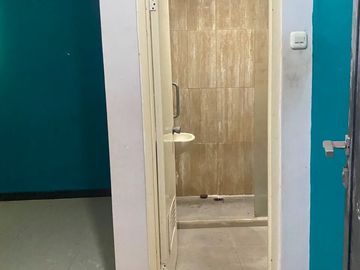 Murah !! DIJUAL RUMAH LELANG 2 LANTAI HOOK PERLU RENOVASI