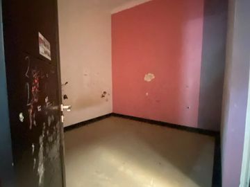 Murah !! DIJUAL RUMAH LELANG 2 LANTAI HOOK PERLU RENOVASI
