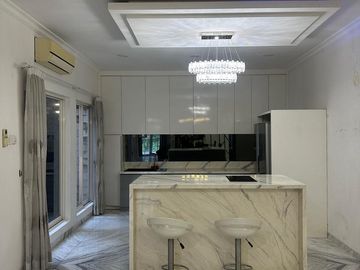 Disewa Rumah PIK 1 Furnished Rapi uk 160m2  at Jakarta Utara