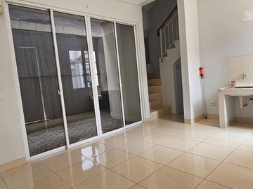 Dijual Cepat Rumah di Vanya Park BSD – Cluster Azzura