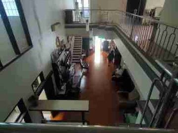rumah besar jalan boulevard 
grand galaxy Bekasi