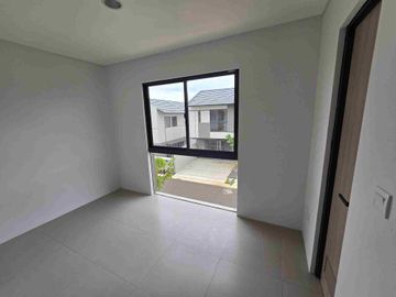 Disewakan Rumah Park Serpong tipe X2 Lokasi Cluster Terdepan