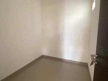 Jual Rumah OVER KREDIT 2LT 98JT di Graha Laras Sentul dkt Tol