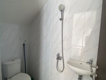 Jual Rumah OVER KREDIT 2LT 98JT di Graha Laras Sentul dkt Tol