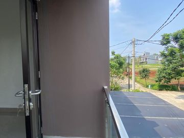 Jual Rumah OVER KREDIT 2LT 98JT di Graha Laras Sentul dkt Tol
