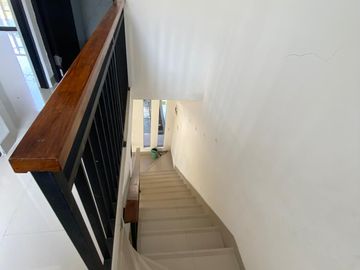 Jual Rumah OVER KREDIT 2LT 98JT di Graha Laras Sentul dkt Tol