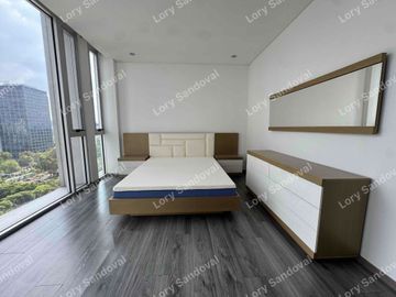 HERMOSO DEPARTAMENTO AMUEBLADO CON BALCÓN Y AMENIDADES