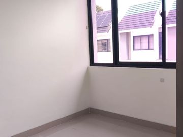 Disewakan Rumah 2 Lantai Metland Puri Cipondoh Tangerang – 3 Kamar Tidur
