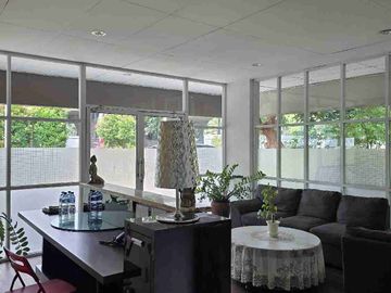 Jual rumah kantor zona komersil Brawijaya Prapanca Jaksel