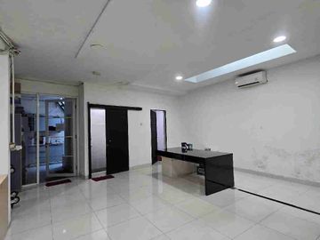 Jual rumah kantor zona komersil Brawijaya Prapanca Jaksel