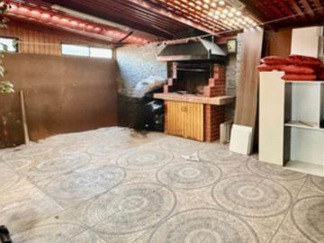 Vendemos caa villa Austral 2 pisos , 3 dorm,3 baños