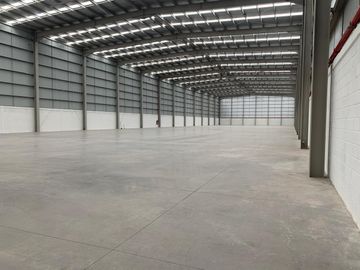 Nave Ind en Renta de 7,630 m² | Cercana a Autopista León Aguascalientes a 5 Min del Parque Piel
