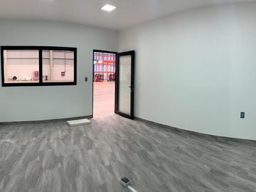 Nave Ind en Renta de 7,630 m² | Cercana a Autopista León Aguascalientes a 5 Min del Parque Piel