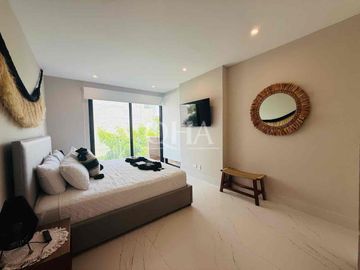 Se renta departamento en Al Mare Puerto Cancún