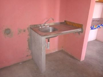 Casa de recuperación bancaria a la venta en Felipe Carrillo Puerto, Ruben Jaramillo, Temixco, Morelos.