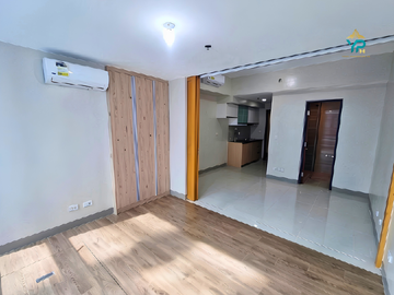 Ready for Occupancy Rent to Own 1 Bedroom unit One Uptown Residence BGC for Sale by Megaworld near to Uptown Mall Parade and Mitsukoshi Mall Shangrila