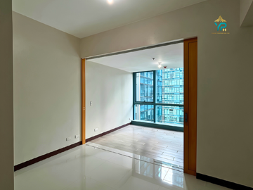 Ready for Occupancy Rent to Own 1 Bedroom unit One Uptown Residence BGC for Sale by Megaworld near to Uptown Mall Parade and Mitsukoshi Mall Shangrila