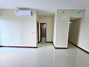 Ready for Occupancy Rent to Own 1 Bedroom unit One Uptown Residence BGC for Sale by Megaworld near to Uptown Mall Parade and Mitsukoshi Mall Shangrila