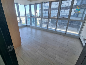 Ready for Occupancy Rent to Own 3 Bedroom unit Uptown Parksuites BGC for Sale by Megaworld near to Uptown Mall Parade and Mitsukoshi Mall Shangrila