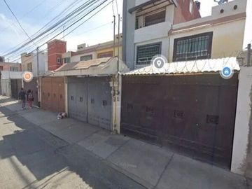 VENTA DE CASA EN C. 117 OTE. 233, HEROICA PUEBLA