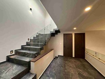 HERMOSA CASA EN VENTA EN FRACCIONAMIENTO LA ANTIGUA CEMENTERA
