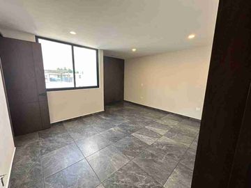 HERMOSA CASA EN VENTA EN FRACCIONAMIENTO LA ANTIGUA CEMENTERA