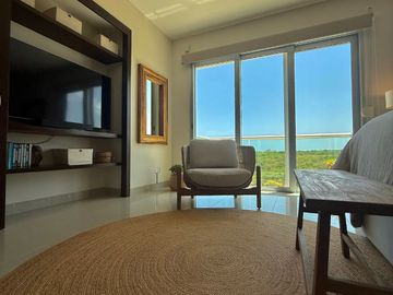 Penthouse de lujo en Mareazul /  Casa Nido