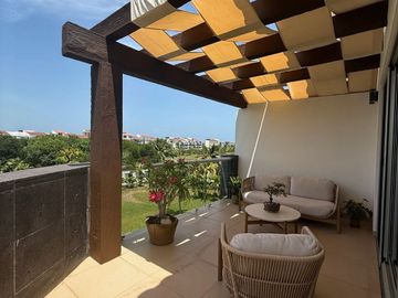 Penthouse de lujo en Mareazul /  Casa Nido