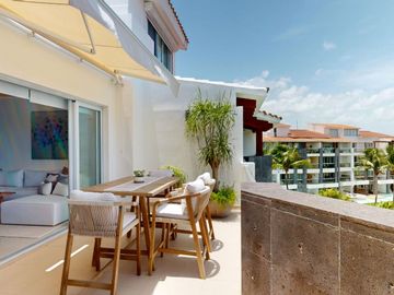 Penthouse de lujo en Mareazul /  Casa Nido