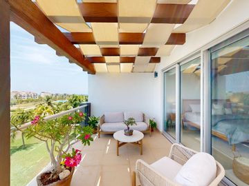 Penthouse de lujo en Mareazul /  Casa Nido