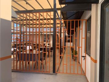 PLAZA DE LOCALES COMERCIALES EN VENTA