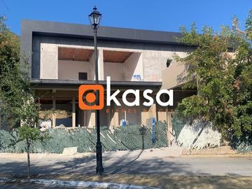 Casa en Venta – Club de Golf La Herradura – Carretera Nacional