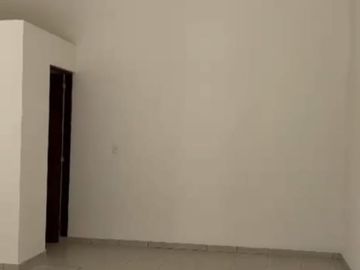 LOCAL COMERCIAL RENTA EN LA INDUSTRIAL