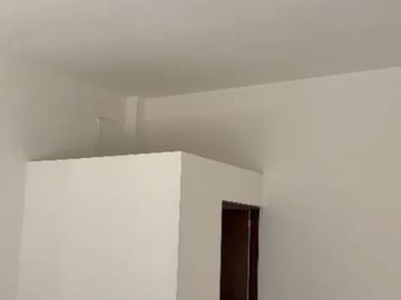 LOCAL COMERCIAL RENTA EN LA INDUSTRIAL