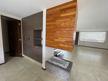 CASA EN RENTA BOSQUE DE LAS FUENTES, MODELO CAPRI, CALIMAYA, A UNOS MIN DE METEPEC
