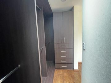 CASA EN RENTA BOSQUE DE LAS FUENTES, MODELO CAPRI, CALIMAYA, A UNOS MIN DE METEPEC