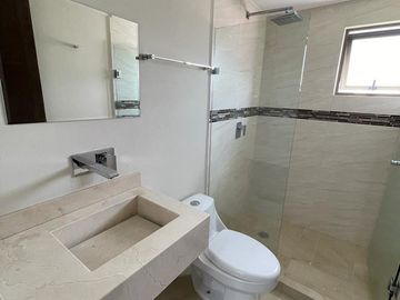 CASA EN RENTA BOSQUE DE LAS FUENTES, MODELO CAPRI, CALIMAYA, A UNOS MIN DE METEPEC