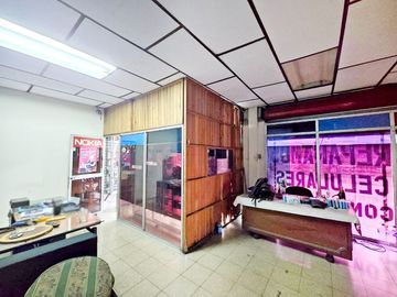 Venta de Propiedad Comercial de 162 m² - Alborada II Etapa, Cerca a Av Principal