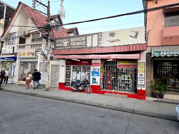 Venta de Propiedad Comercial de 162 m² - Alborada II Etapa, Cerca a Av Principal