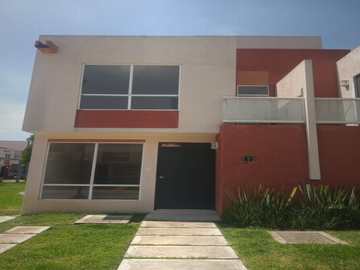 CASA DISPONIBLE DE ENTREGA INMEDIATA EN VENTA EN LA FLORIDA II, SAN MATEO NOPALA