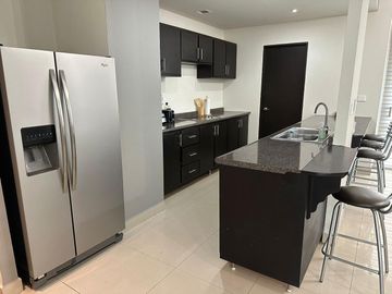 Departamento Amueblado en The House