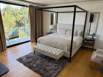 Hermosa residencia en renta en sayavedra
