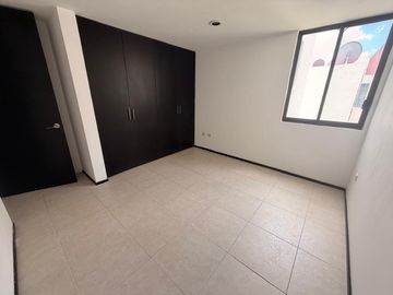 DEPARTAMENTO EN RENTA CERCA DE LA VISTA Y PLAZA KENTRO PUEBLA